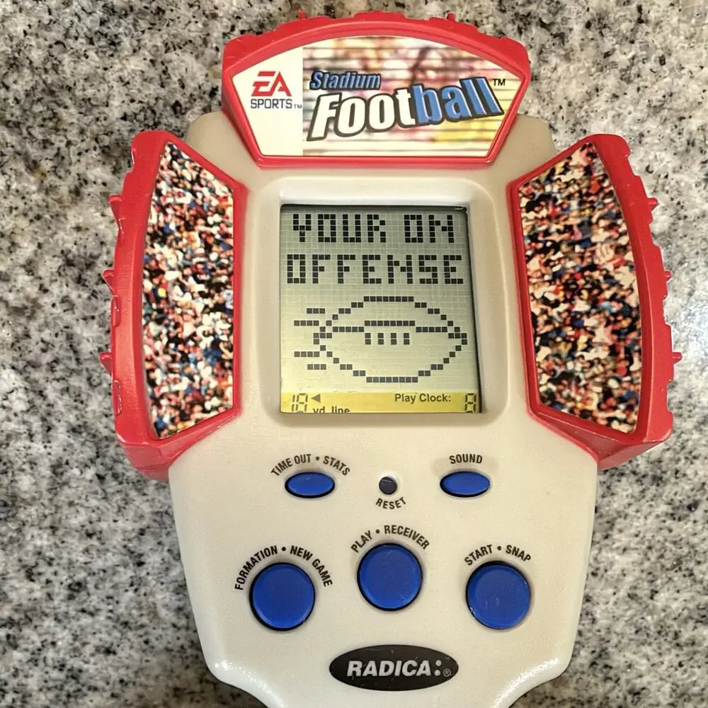 VINTAGE 2001 Radica EA Sports Stadium Football Handheld Electronic/Trigger Game